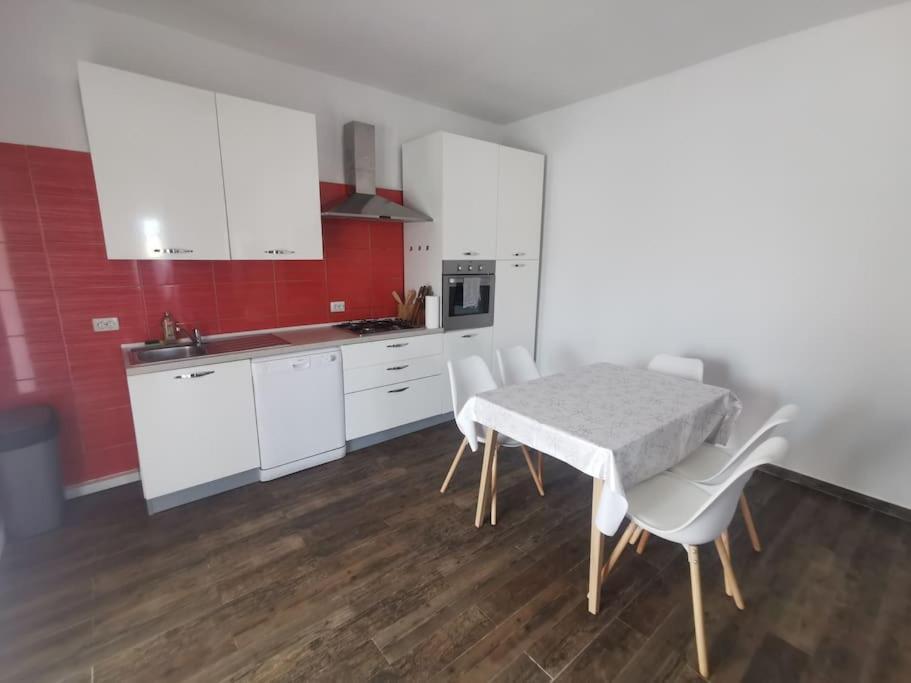 Apartmani Viktorija فاجانا المظهر الخارجي الصورة