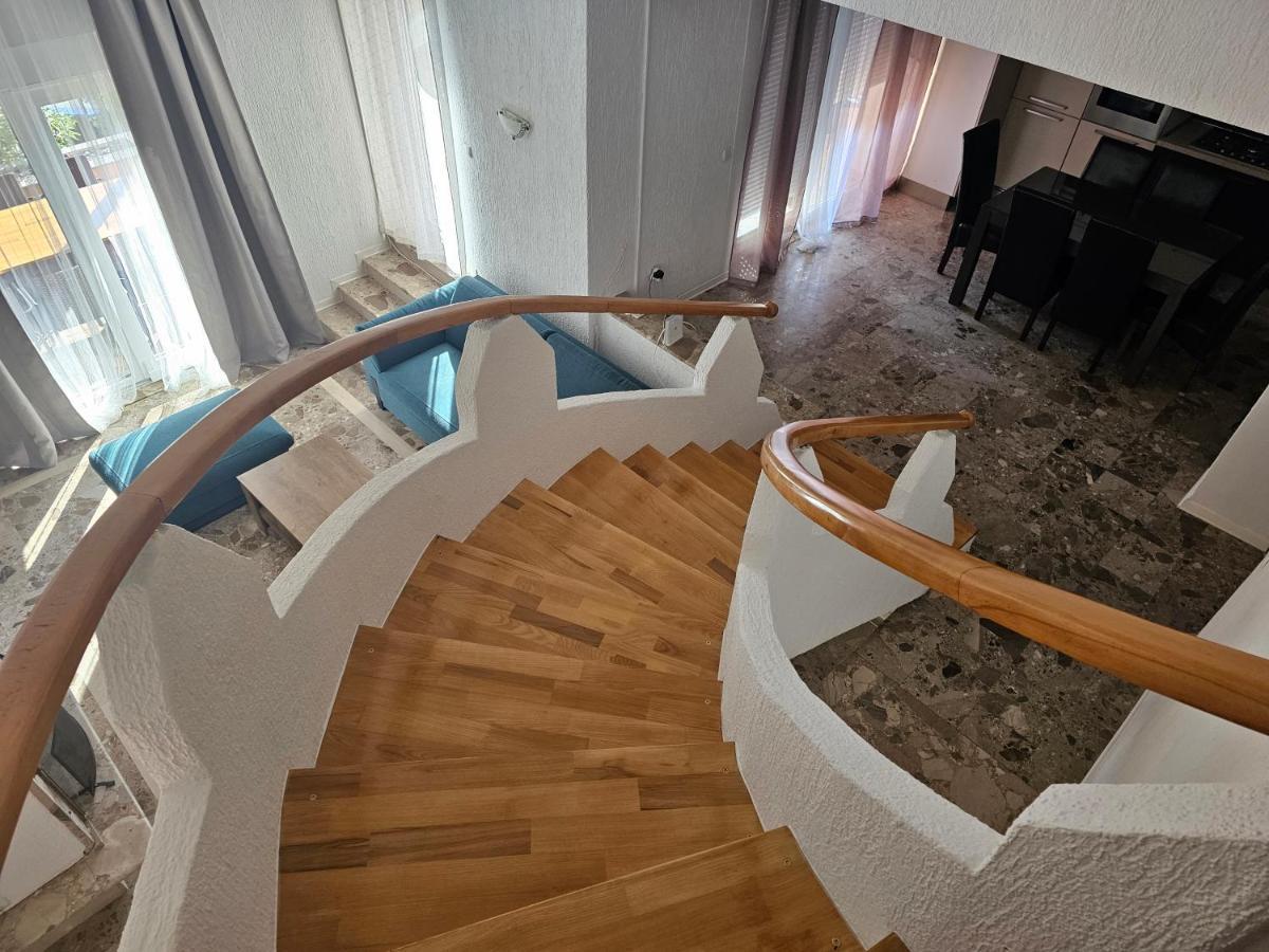 Apartmani Viktorija فاجانا المظهر الخارجي الصورة