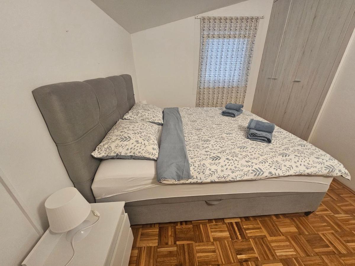 Apartmani Viktorija فاجانا المظهر الخارجي الصورة