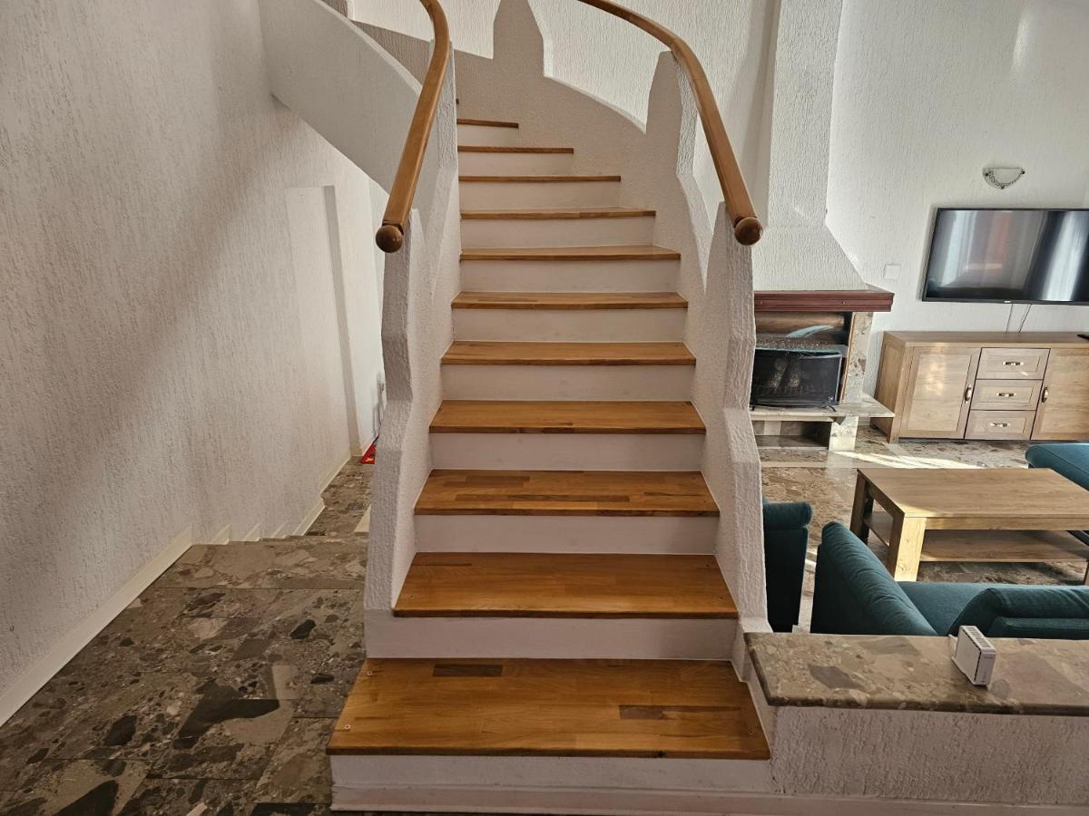 Apartmani Viktorija فاجانا المظهر الخارجي الصورة