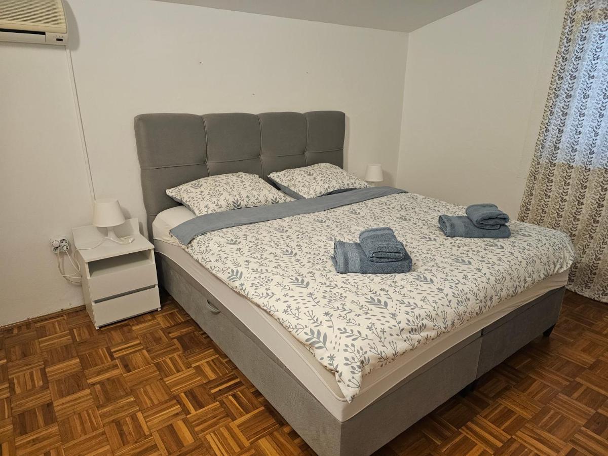 Apartmani Viktorija فاجانا المظهر الخارجي الصورة