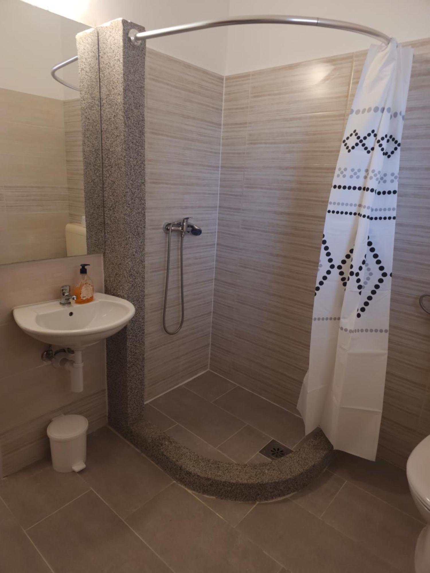 Apartmani Viktorija فاجانا الغرفة الصورة