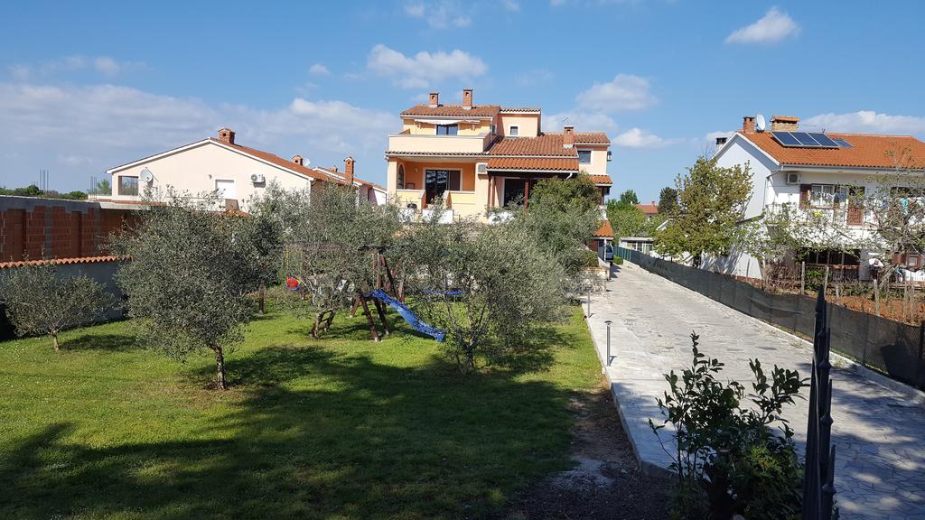 Apartmani Viktorija فاجانا المظهر الخارجي الصورة